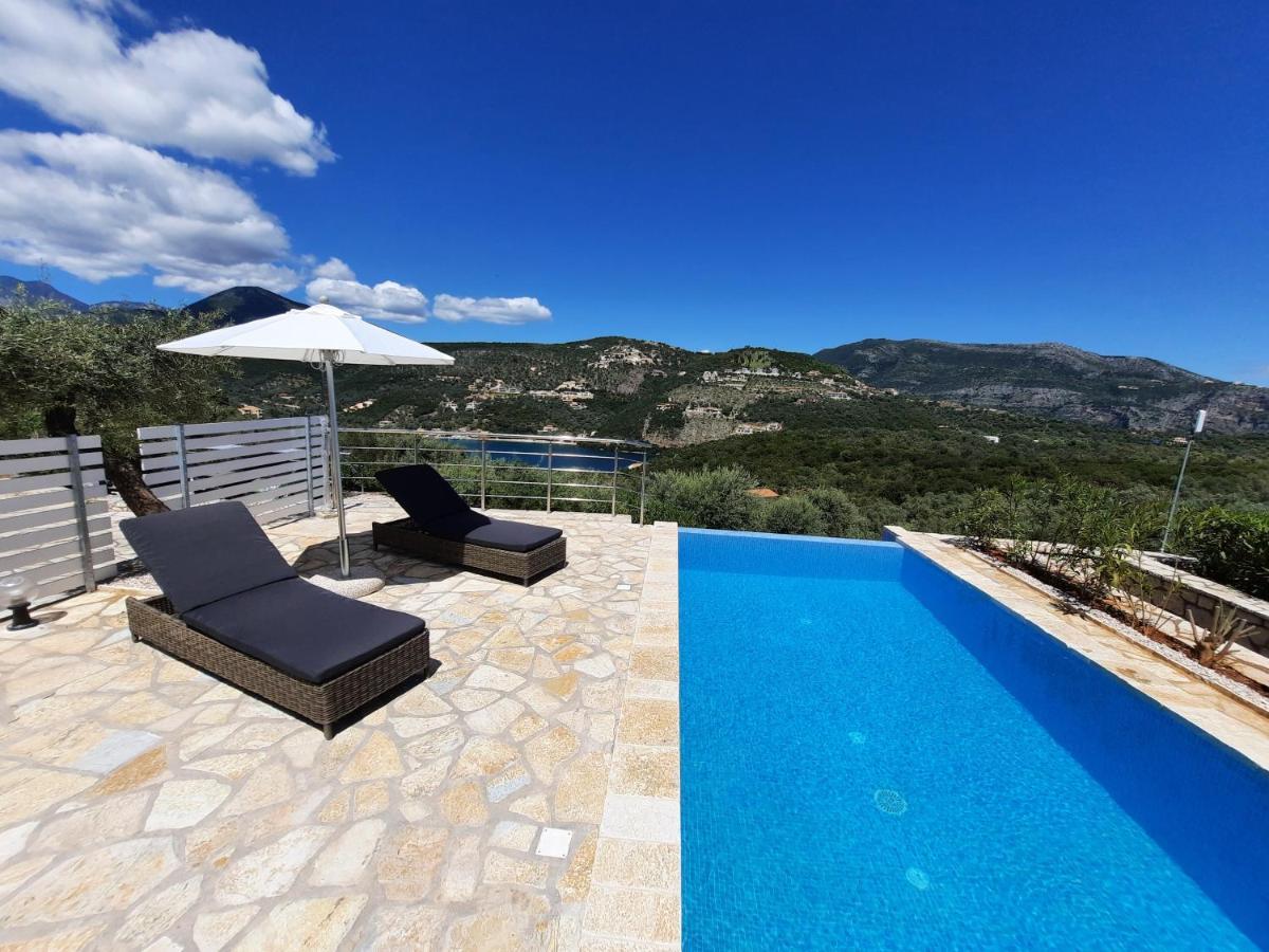 Villas Amantea- Four Villas With Big Pool And Infinity Pool 시보타 외부 사진