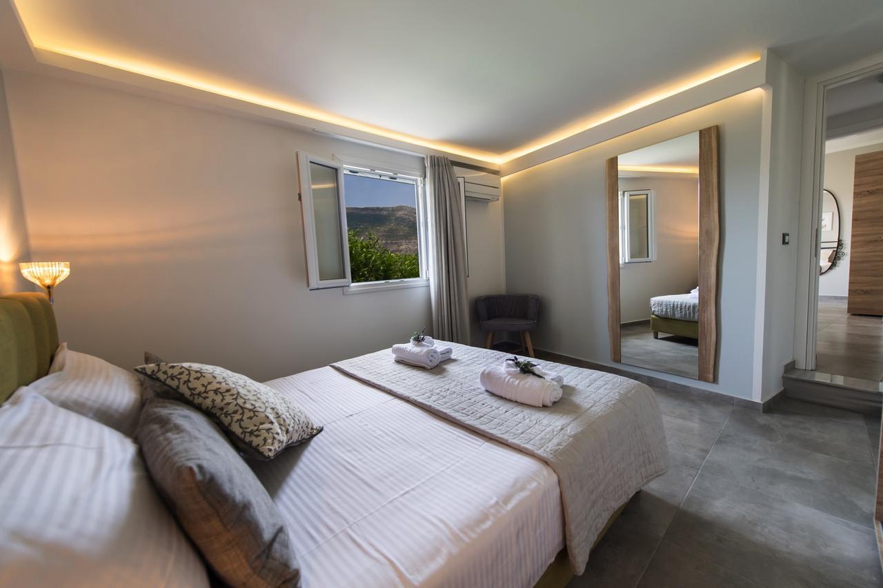 Villas Amantea- Four Villas With Big Pool And Infinity Pool 시보타 외부 사진