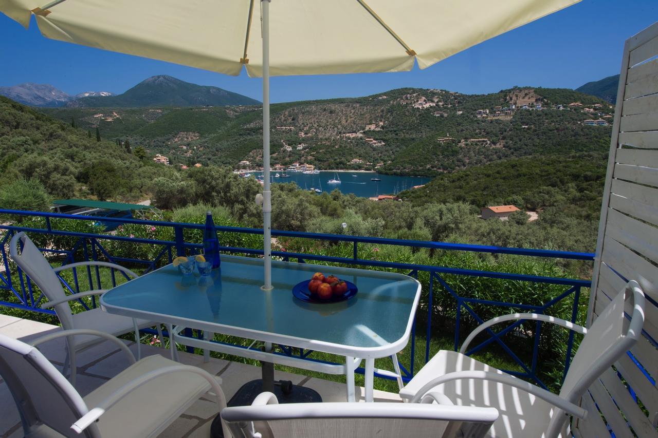 Villas Amantea- Four Villas With Big Pool And Infinity Pool 시보타 외부 사진